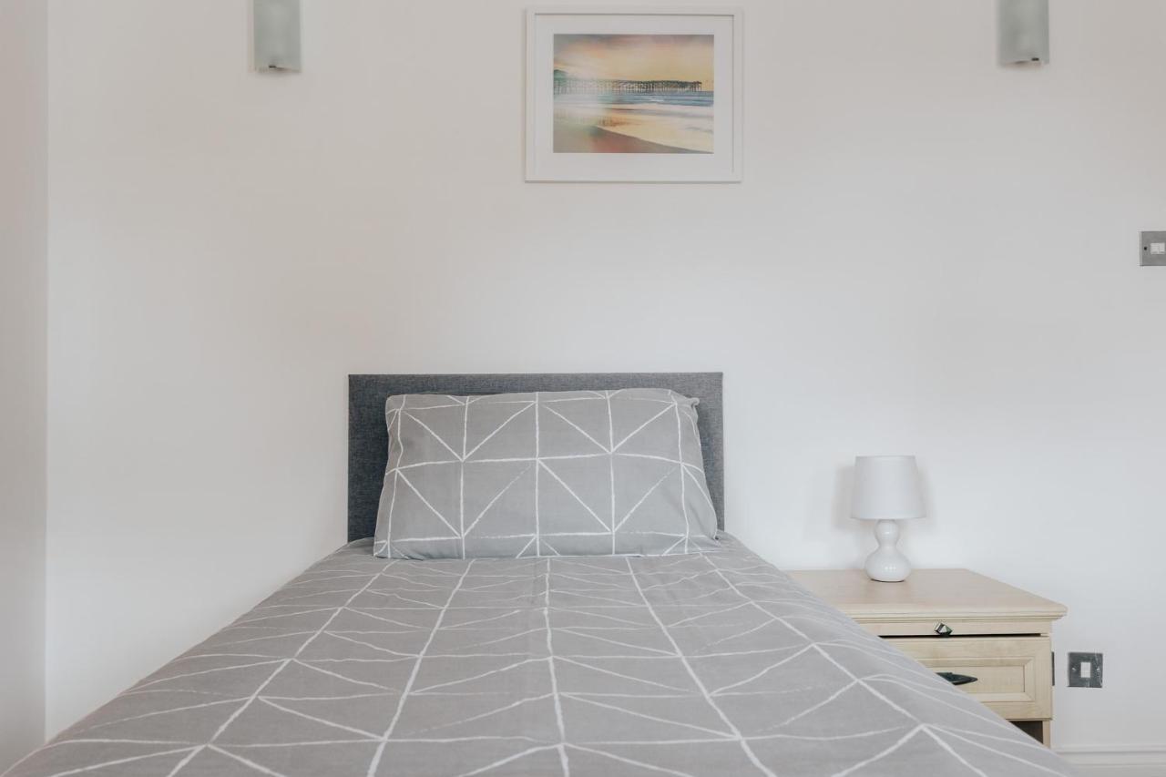 Top Quality Beach Front Apartment Sleep Up To 7 Guests Bournemouth Esterno foto